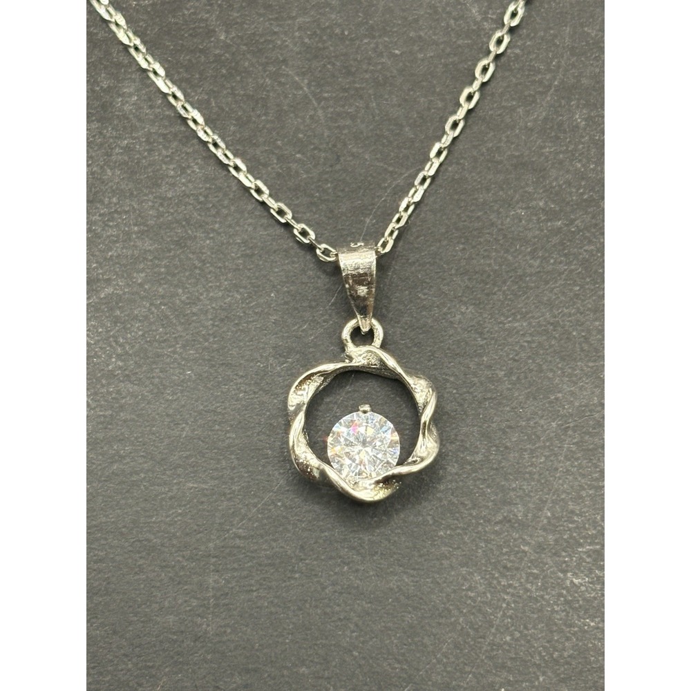 18" New Condition Sterling Silver Cubic Zirconia Solitaire Necklace Dainty G24